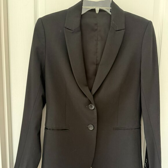 Theory Blazer Classic Black 2 Button Size 6 - Picture 4 of 5